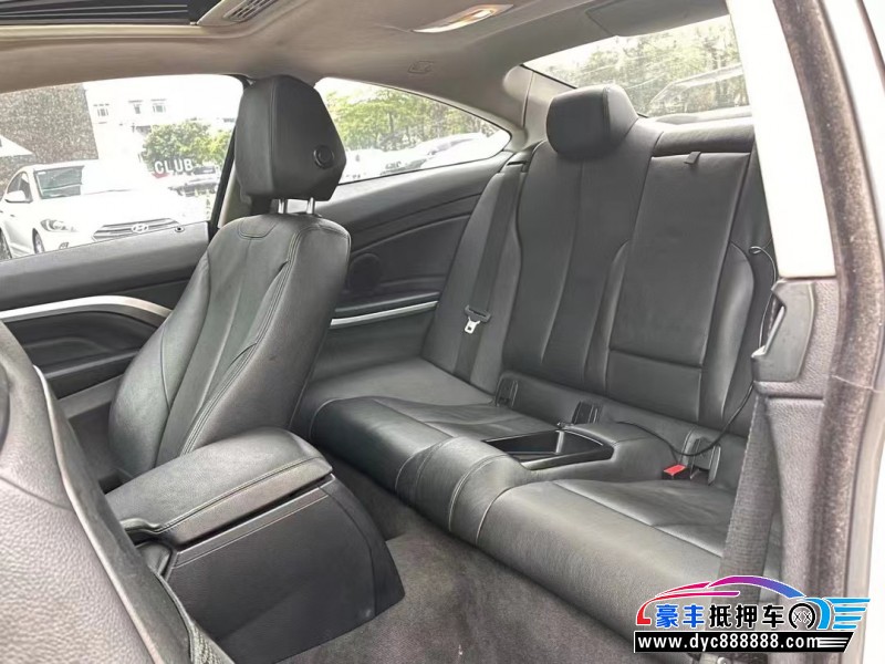 16年宝马4系轿车抵押车出售