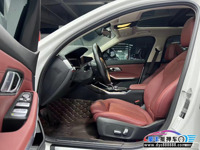 21年宝马3系轿车抵押车出售