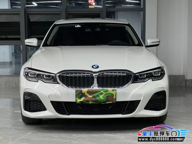 21年宝马3系轿车抵押车出售