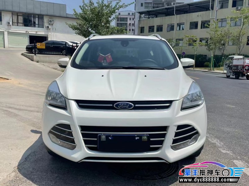 15年福特翼虎轿车抵押车出售