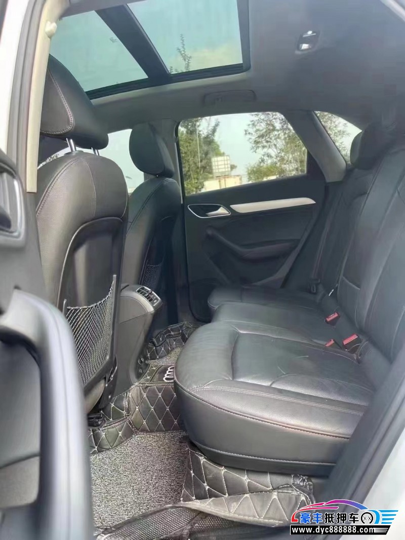 17年奥迪Q3轿车抵押车出售