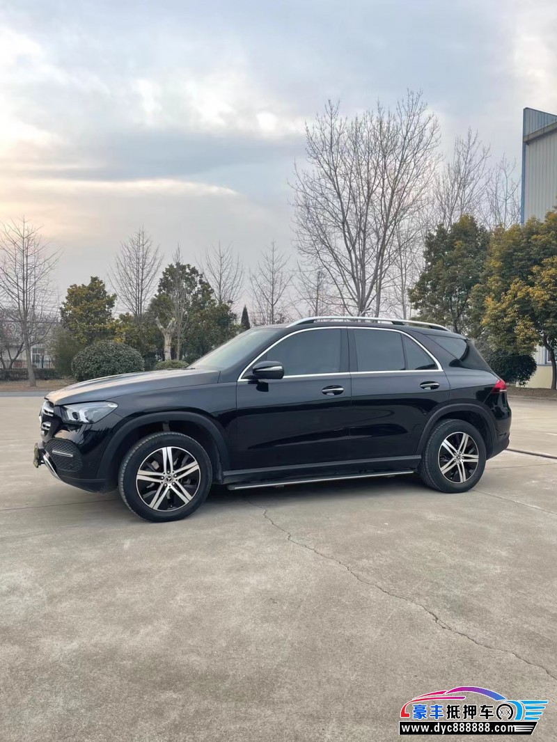 20年奔驰GLE轿车抵押车出售