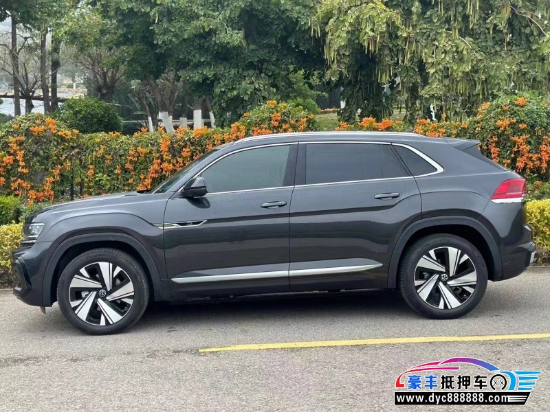 22年大众途昂轿车抵押车出售