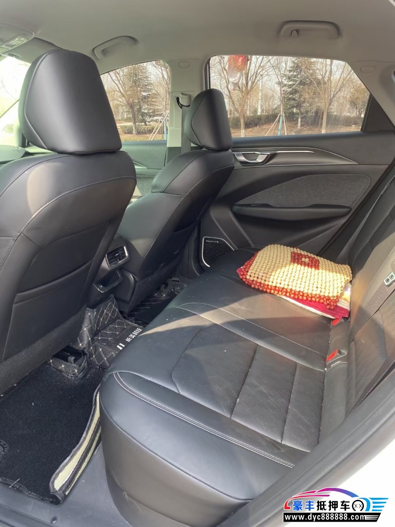 22年吉利几何轿车抵押车出售