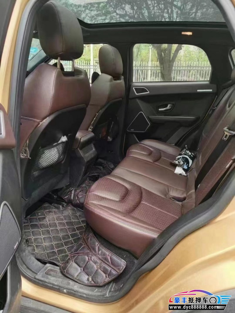 15年陆风X7轿车抵押车出售