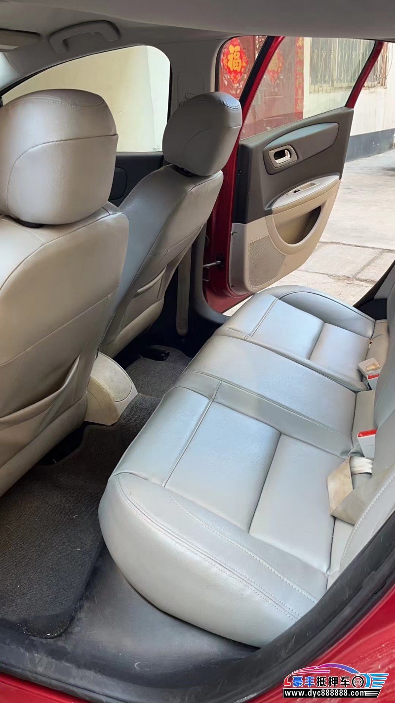 12年雪铁龙世嘉轿车抵押车出售