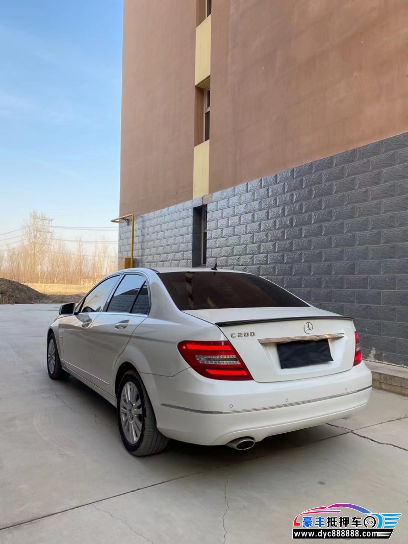 12年奔驰C轿车抵押车出售