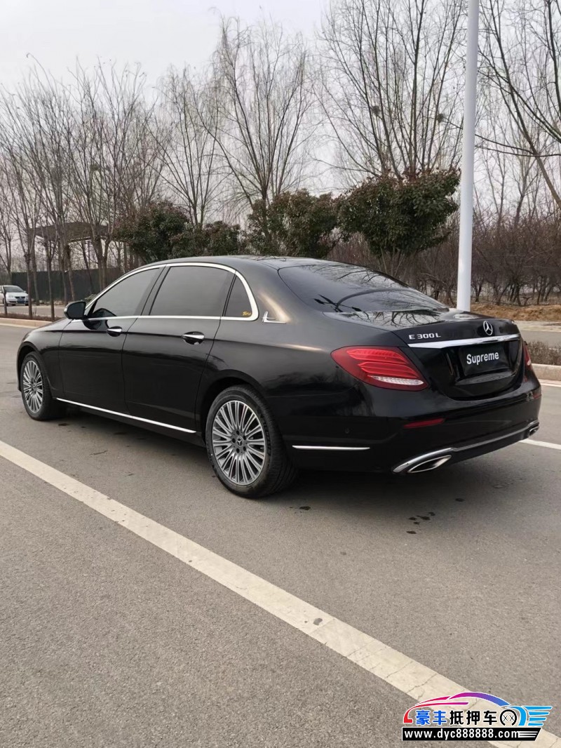 19年奔驰E轿车抵押车出售