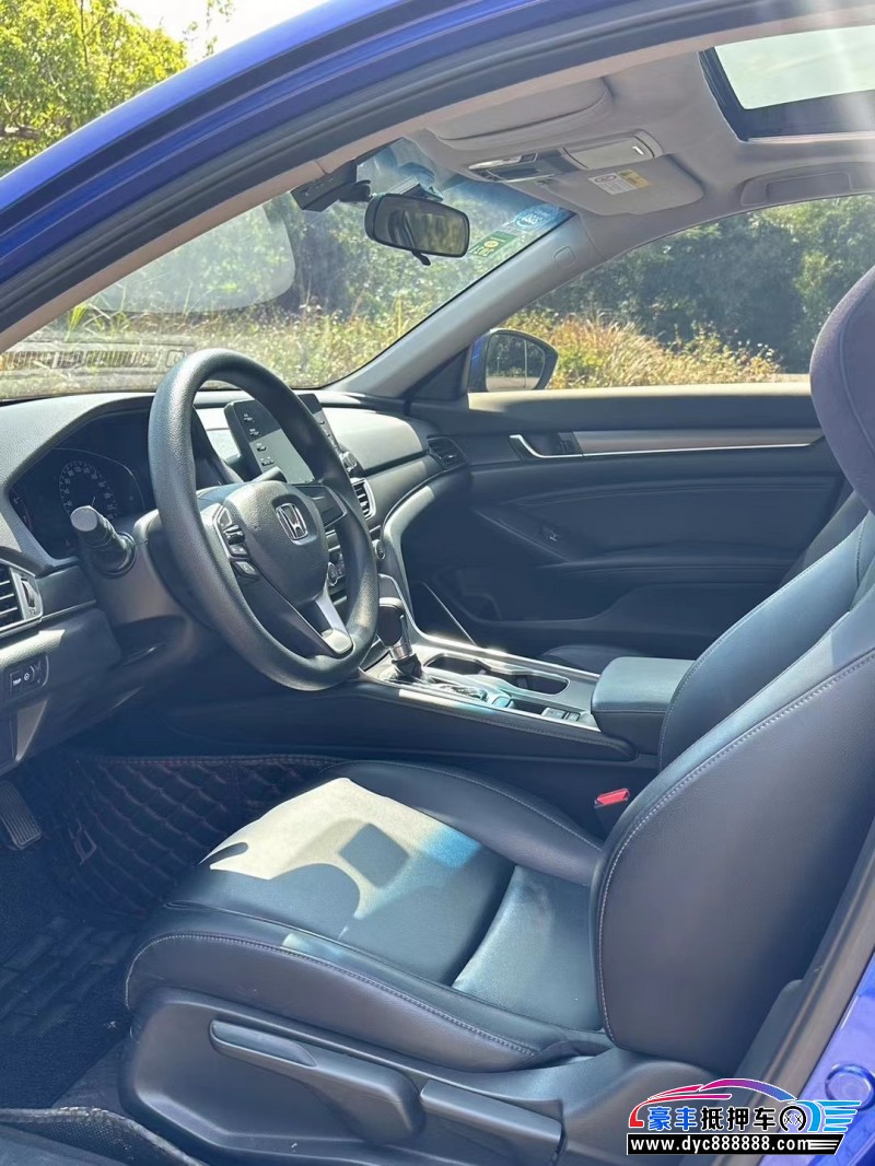 19年本田雅阁轿车抵押车出售