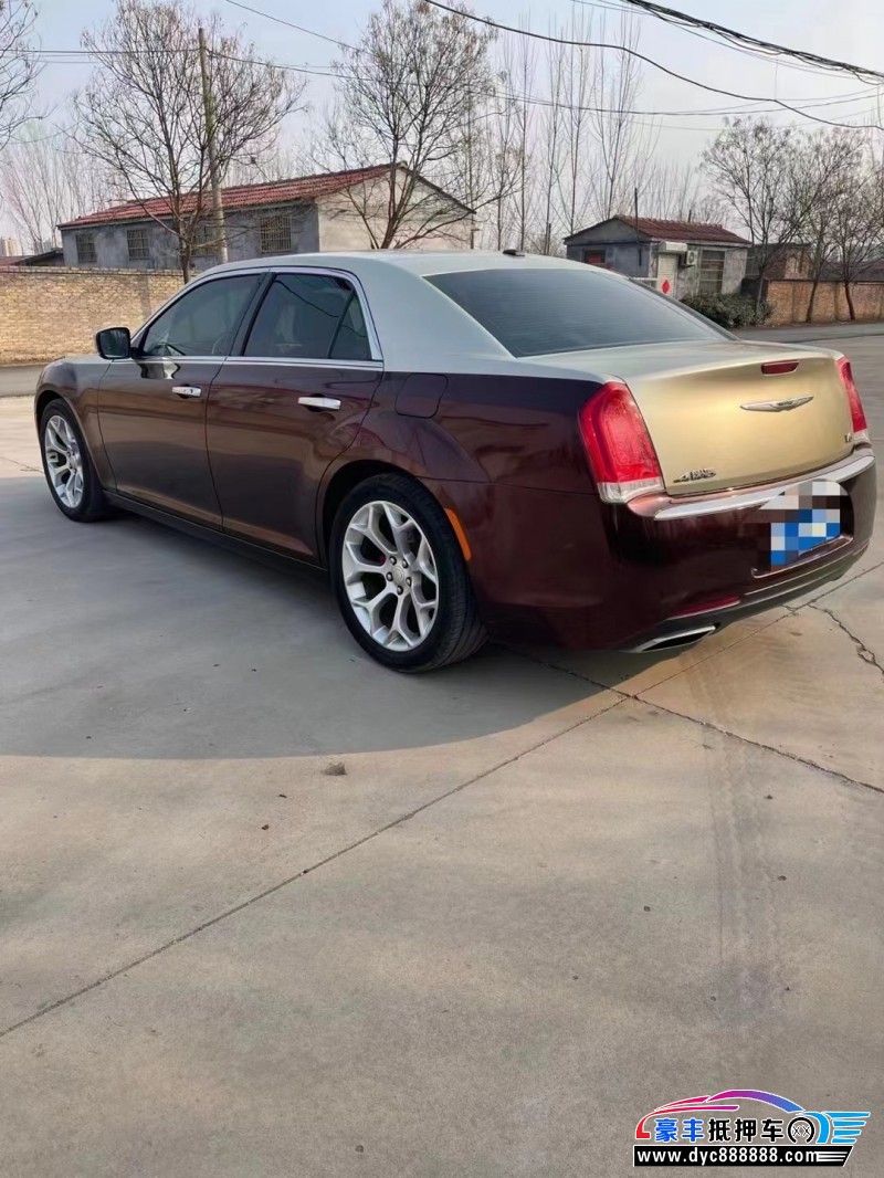16年克莱斯勒300C轿车抵押车出售