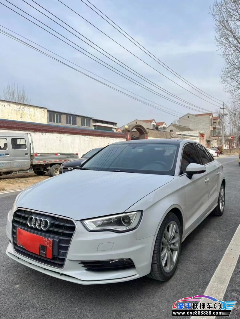 17年奥迪A3轿车抵押车出售