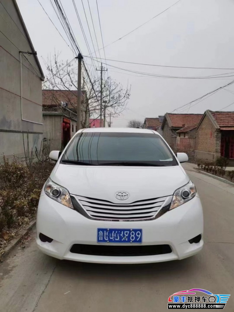 17年丰田塞纳MPV抵押车出售