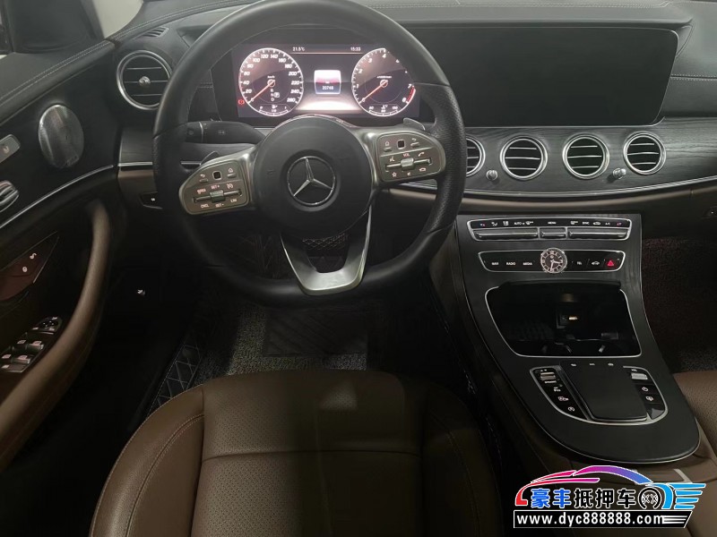 19年奔驰E轿车抵押车出售