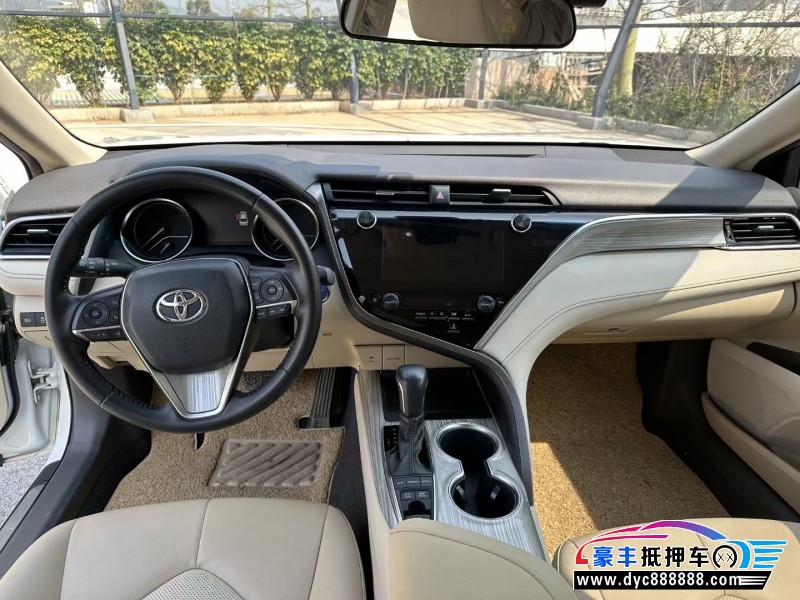 20年丰田凯美瑞轿车抵押车出售