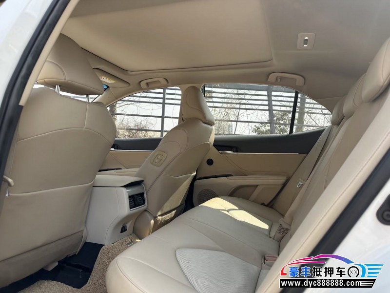 20年丰田凯美瑞轿车抵押车出售