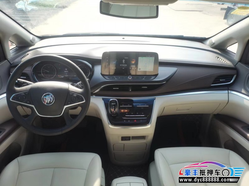 21年别克GL8轿车抵押车出售