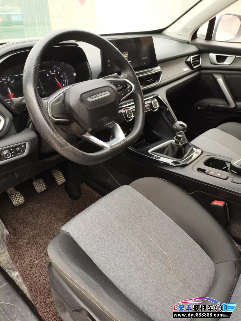 19年宝骏RS-5轿车抵押车出售