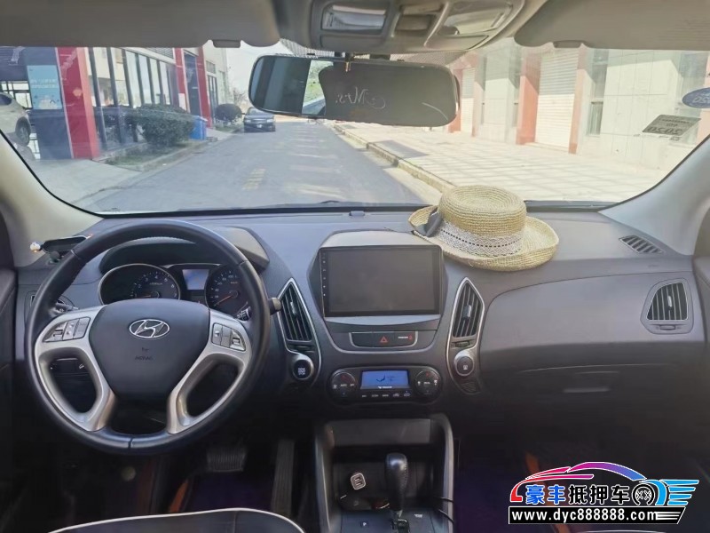 16年现代ix35SUV抵押车出售