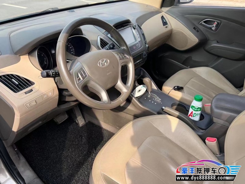 14年现代ix35SUV抵押车出售