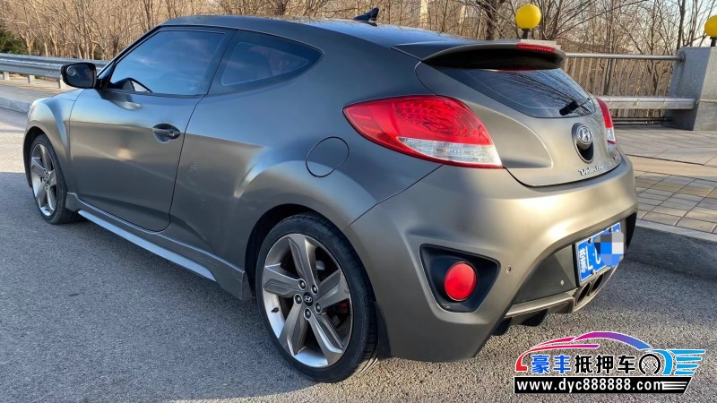 13年现代飞思轿车抵押车出售