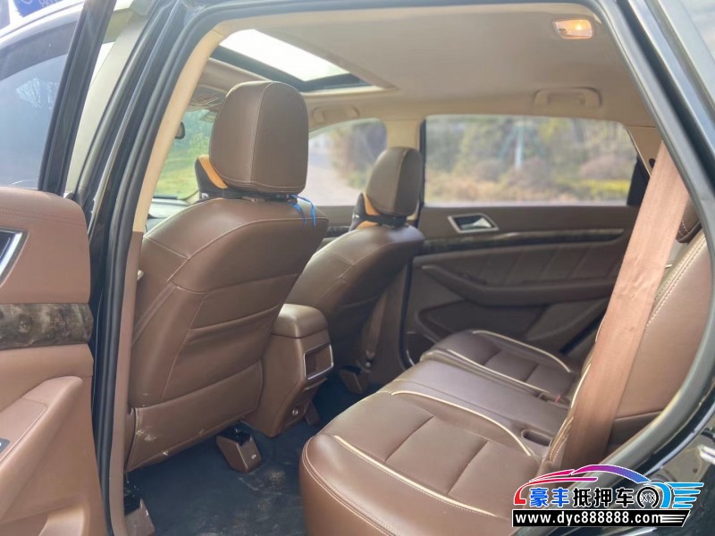 18年猎豹汽车CS10轿车抵押车出售