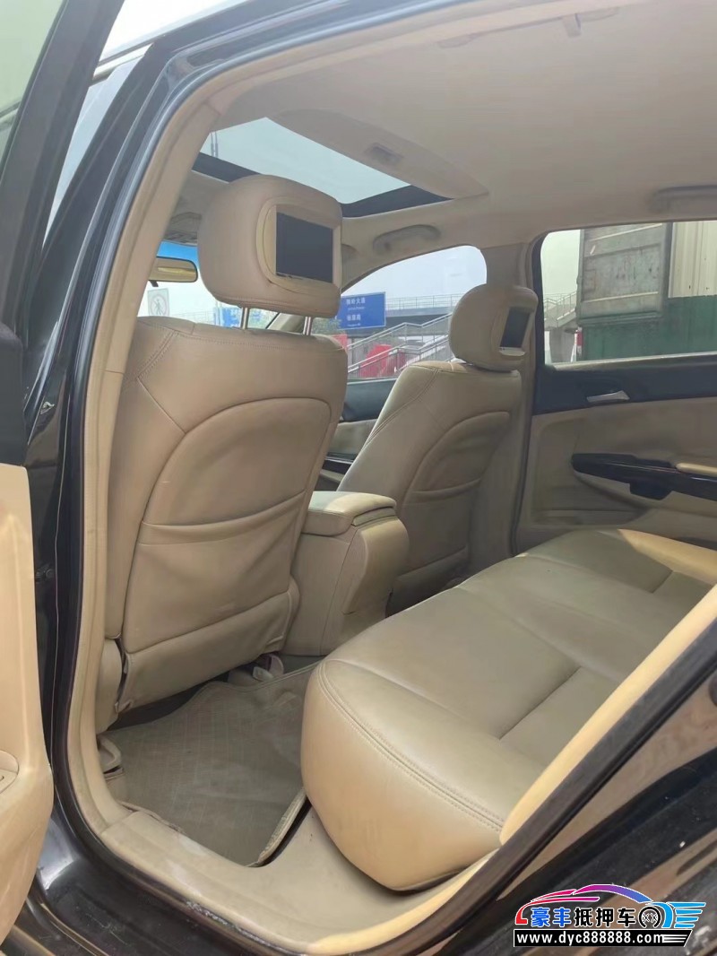 10年本田雅阁轿车抵押车出售