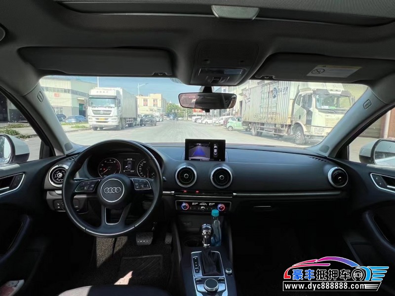 19年奥迪A3轿车抵押车出售