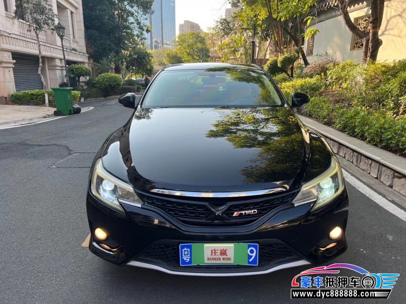 14年丰田锐志轿车抵押车出售