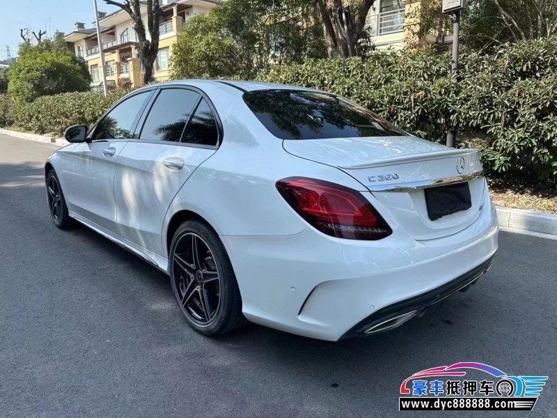 20年奔驰C轿车抵押车出售