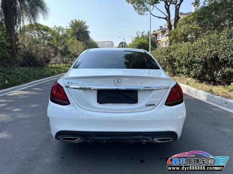 20年奔驰C轿车抵押车出售