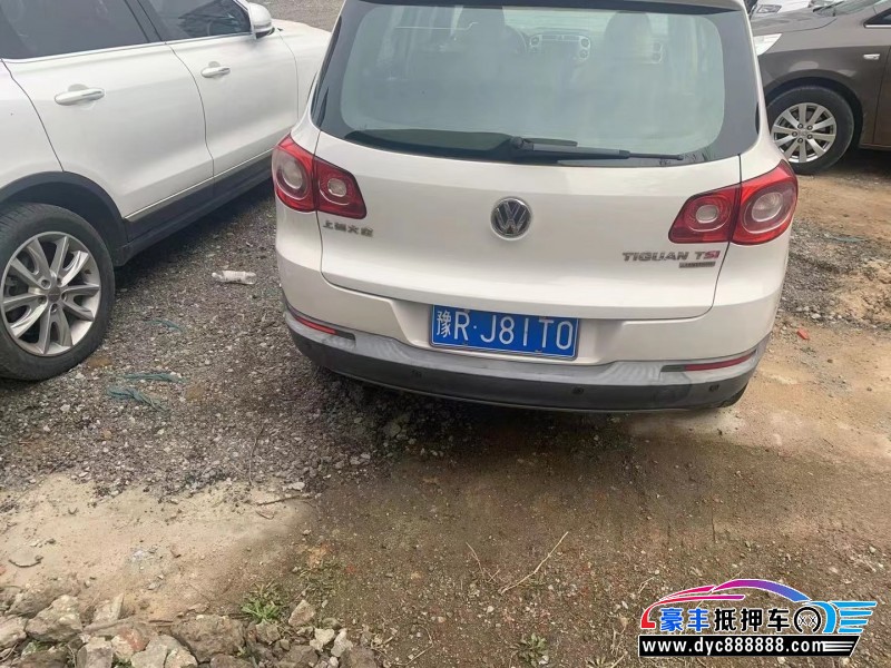 13年大众途观轿车抵押车出售