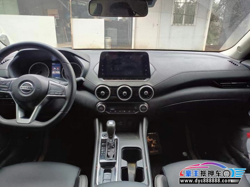 22年日产轩逸轿车抵押车出售