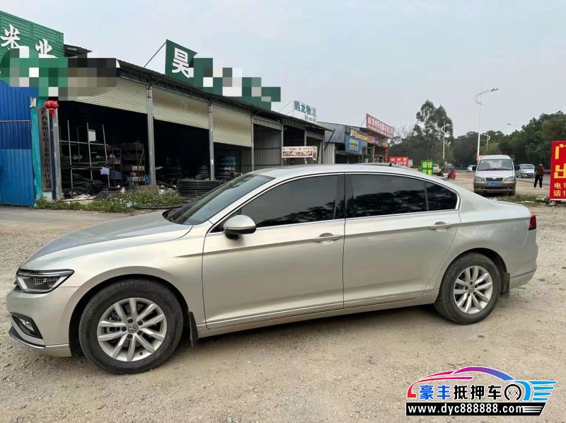 20年大众迈腾轿车抵押车出售