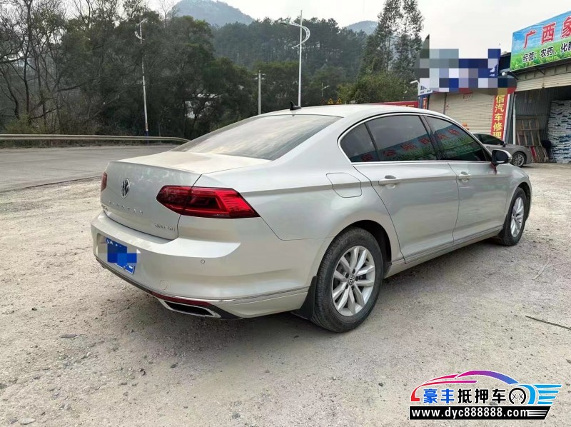 20年大众迈腾轿车抵押车出售