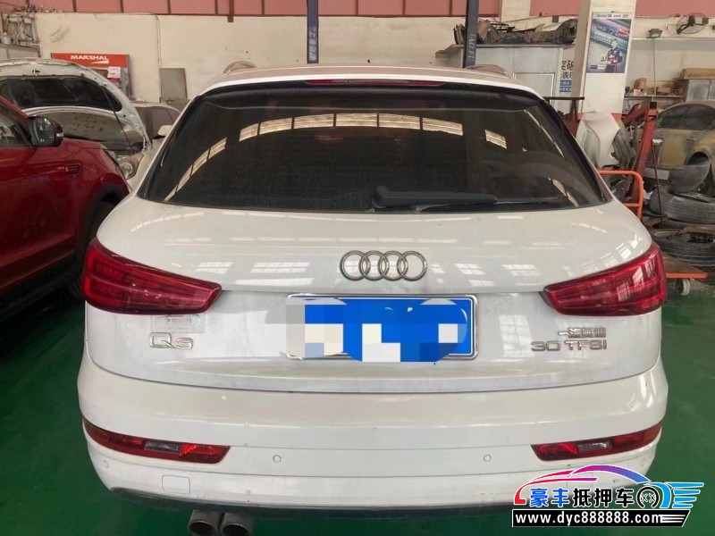 17年奥迪Q3轿车抵押车出售