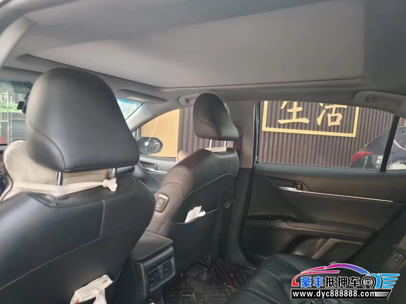 20年丰田凯美瑞轿车抵押车出售