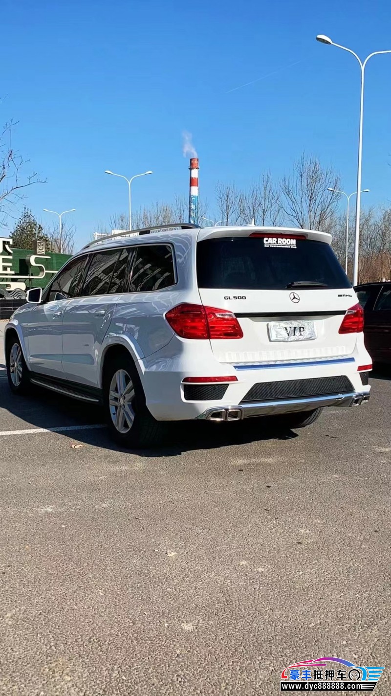 14年奔驰GL级轿车抵押车出售