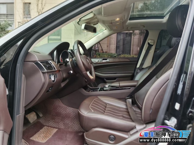 18年奔驰GLE轿车抵押车出售