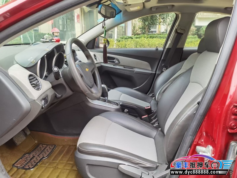 14年雪佛兰科鲁兹轿车抵押车出售