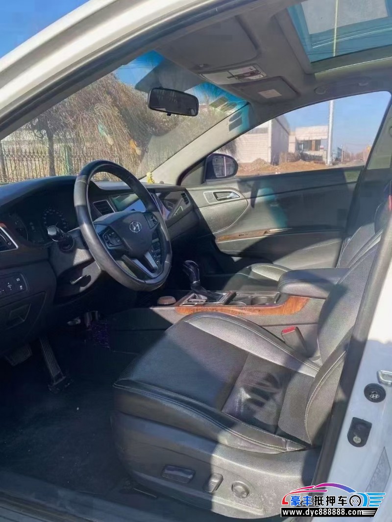 15年现代名图轿车抵押车出售