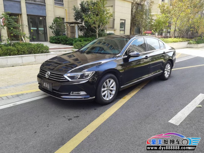 19年大众迈腾轿车抵押车出售