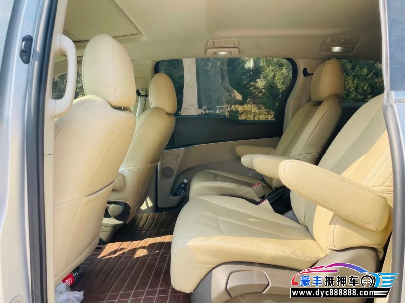 14年别克GL8SUV抵押车出售