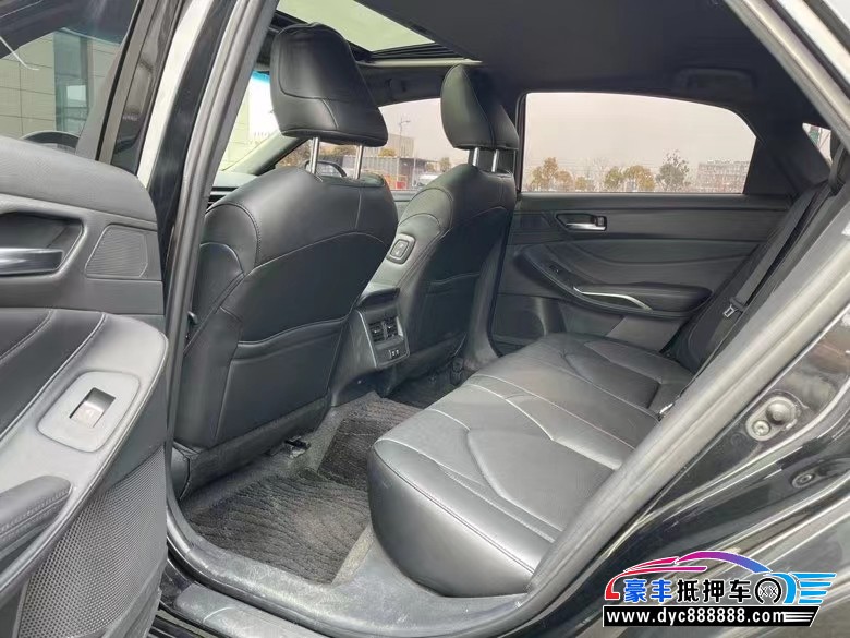 19年丰田亚洲龙轿车抵押车出售