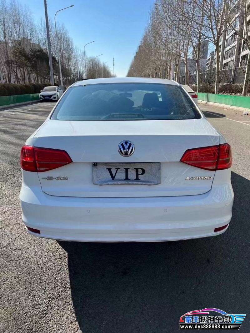 16年大众速腾轿车抵押车出售