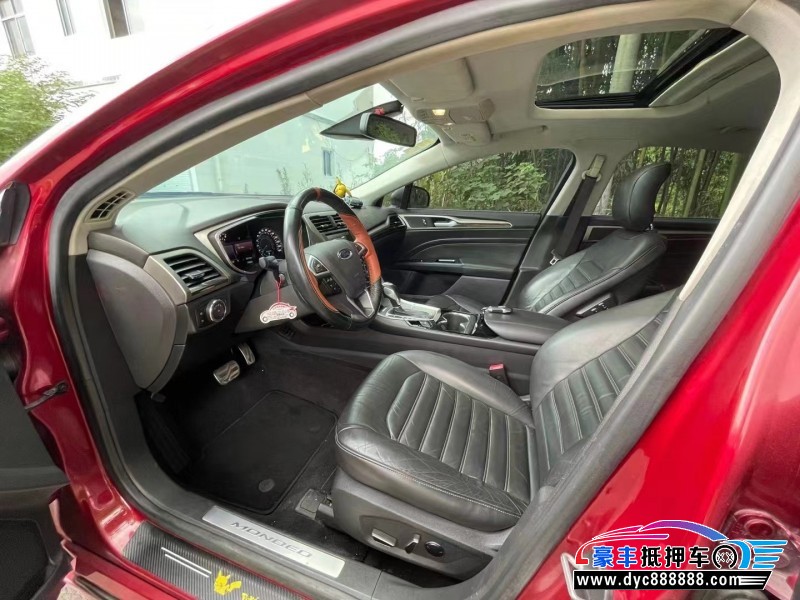 13年福特蒙迪欧轿车抵押车出售