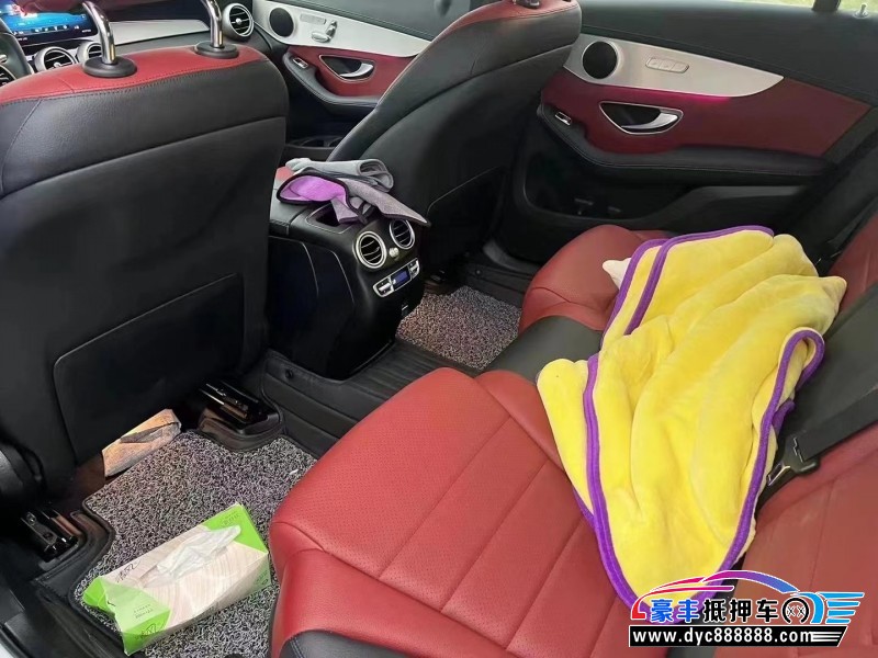 22年奔驰GLCSUV抵押车出售