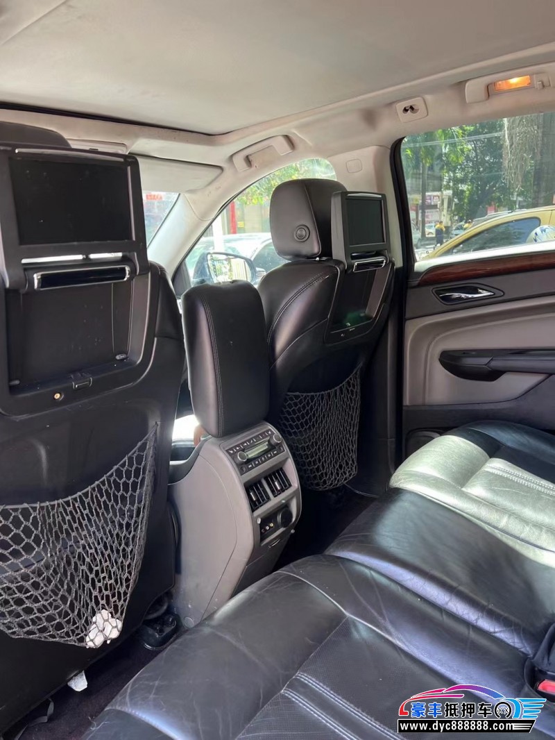 11年凯迪拉克SRX轿车抵押车出售