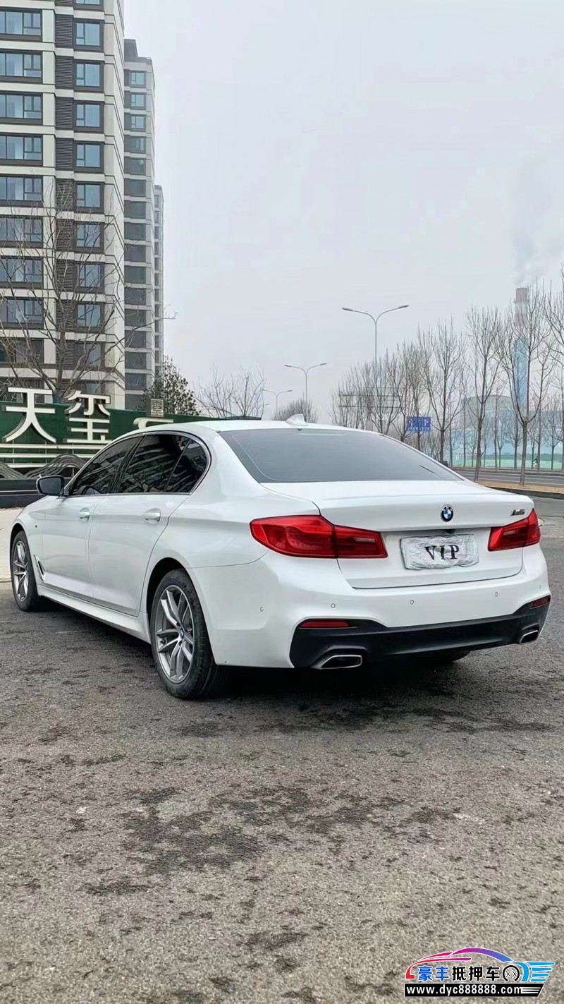 20年宝马5系轿车抵押车出售