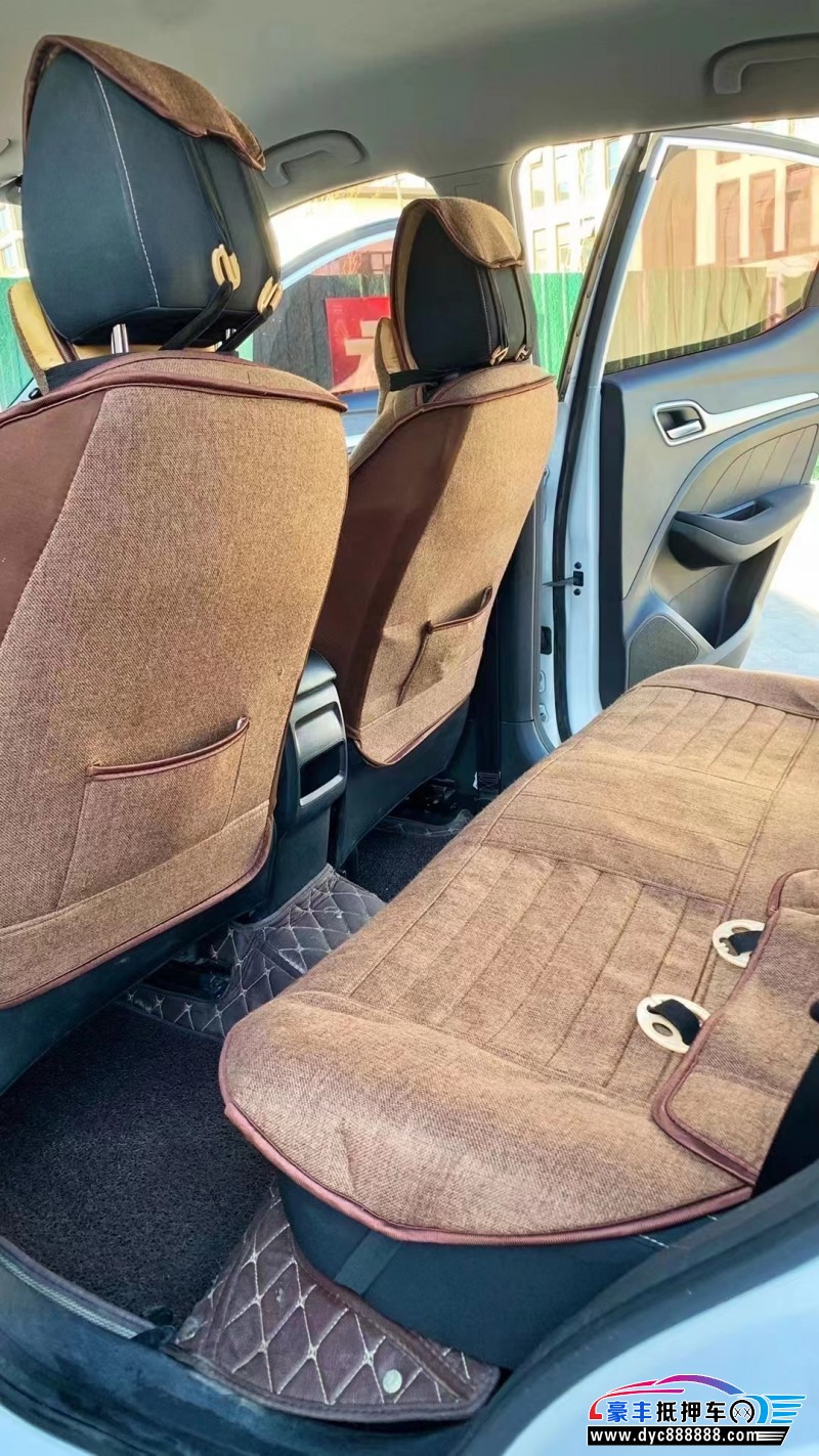 20年名爵ZS轿车抵押车出售