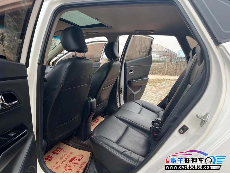 12年起亚K2轿车抵押车出售